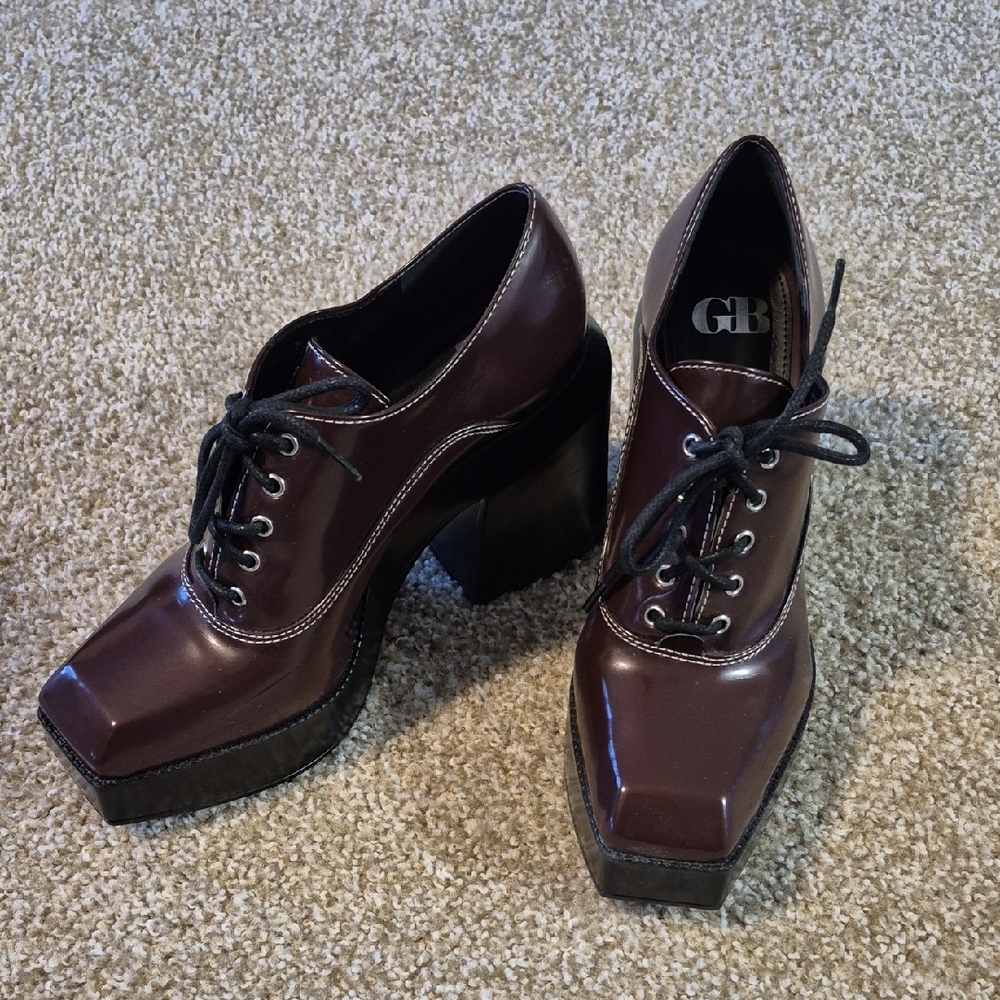Gianni Bini Dark Brown Lace-Up Platform Shoes